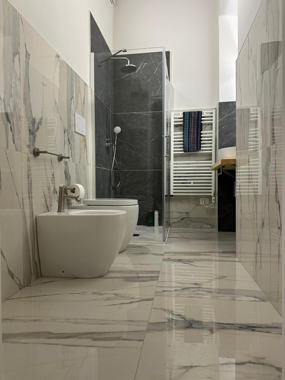 Al Campanile Apartment Verona Bagian luar foto
